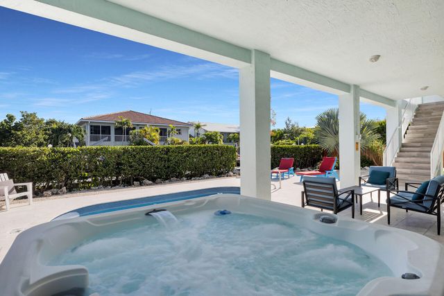 E 207 Bruce Court, Marathon, FL 33050