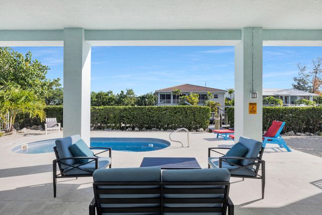 E 207 Bruce Court, Marathon, FL 33050