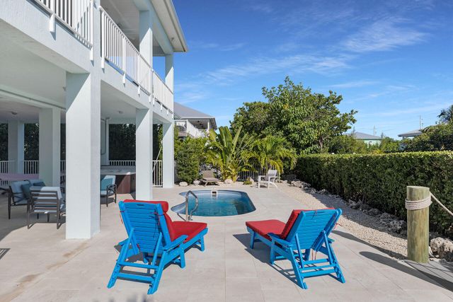 E 207 Bruce Court, Marathon, FL 33050