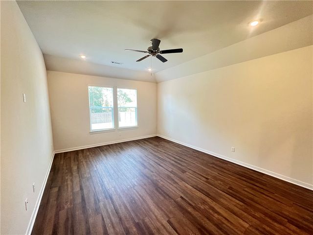 522 W Branta Street, Farmington, AR 72730