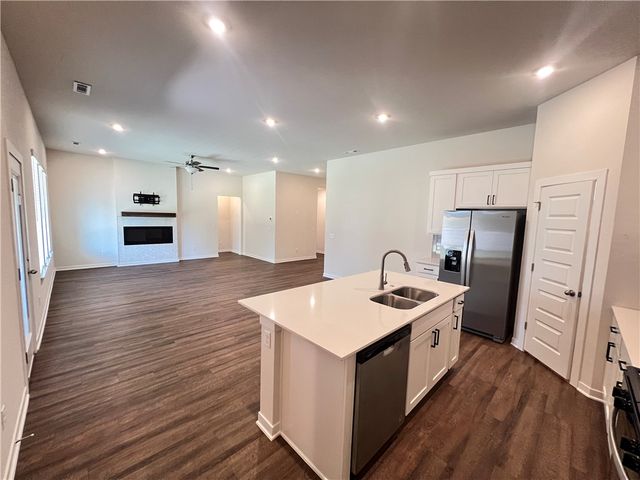 522 W Branta Street, Farmington, AR 72730