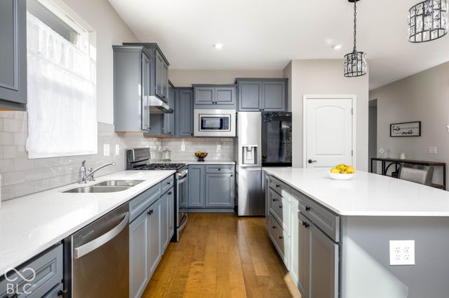 15012 Tiago Lane, Fishers, IN 46040