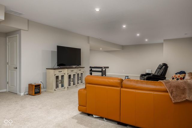 15012 Tiago Lane, Fishers, IN 46040