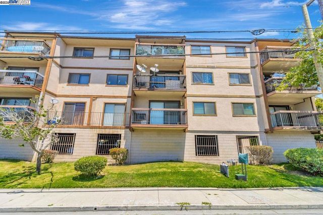 2021 Market Ave 211, San Pablo, CA 94806