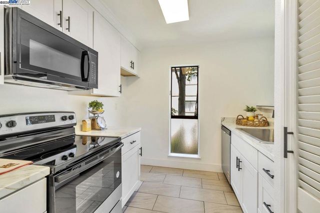 2021 Market Ave 211, San Pablo, CA 94806