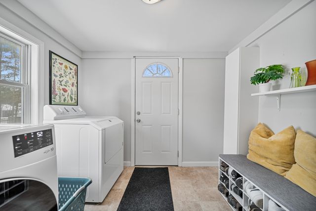 27 Wason Avenue, Nashua, NH 03060