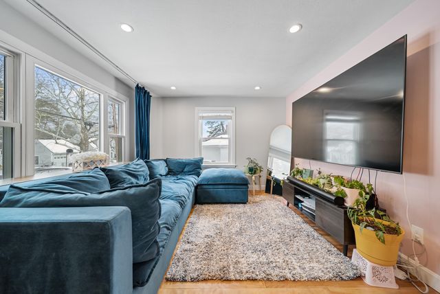 27 Wason Avenue, Nashua, NH 03060