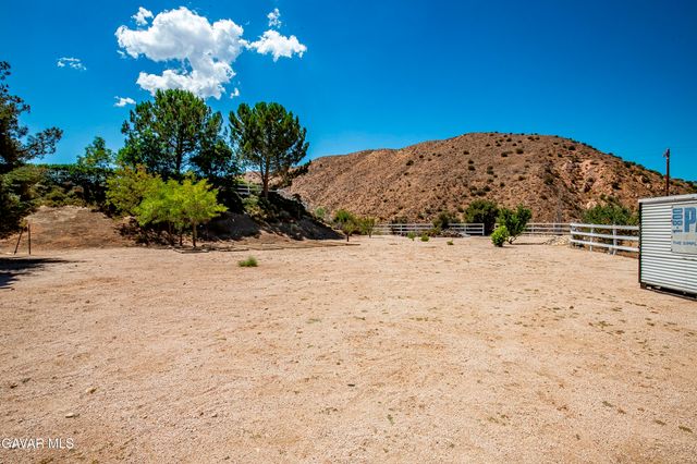 32201 Joaquin Drive, Acton, CA 93510