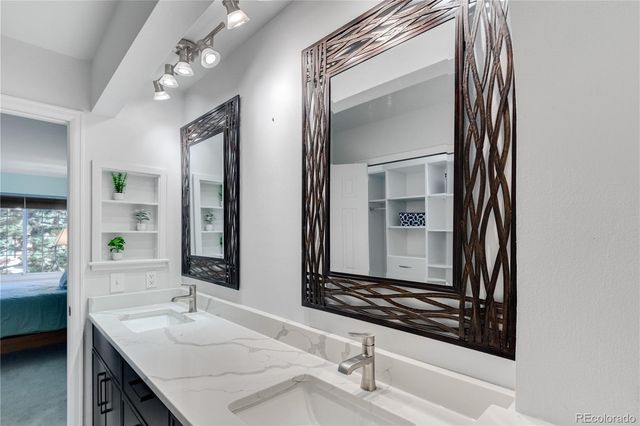 3971 S Carson Street B, Aurora, CO 80014