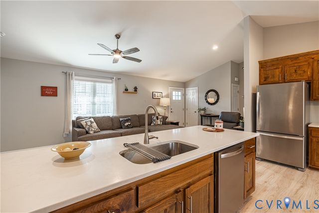 180 Barefords Mill Rd, Dunnsville, VA 22454