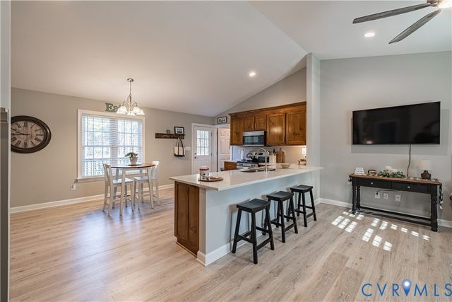 180 Barefords Mill Rd, Dunnsville, VA 22454