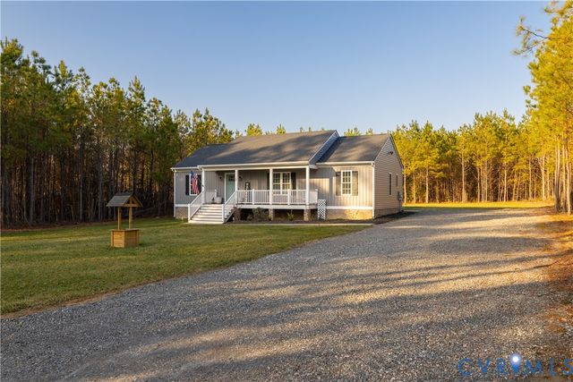 180 Barefords Mill Rd, Dunnsville, VA 22454