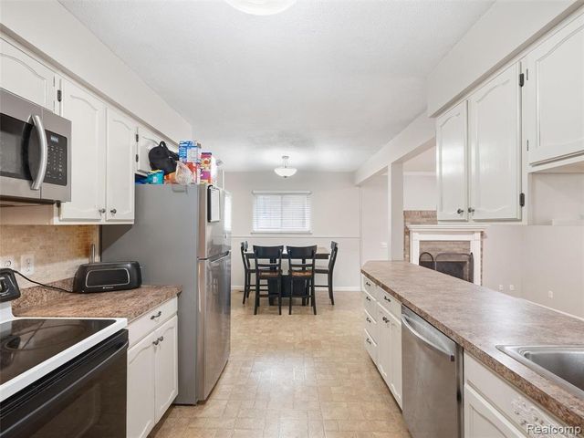 1890 21st Street, Wyandotte, MI 48192