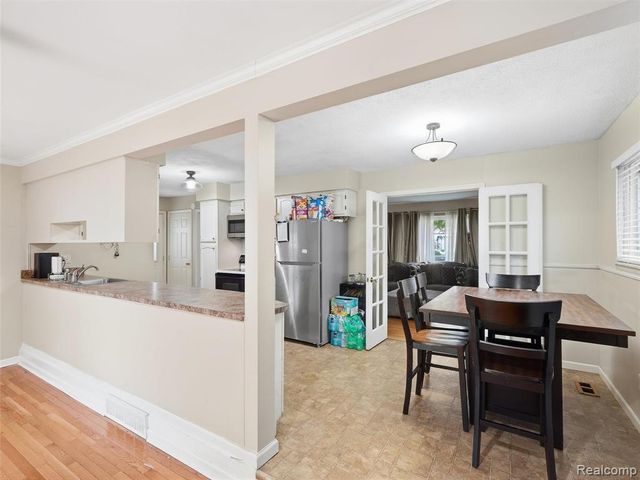 1890 21st Street, Wyandotte, MI 48192
