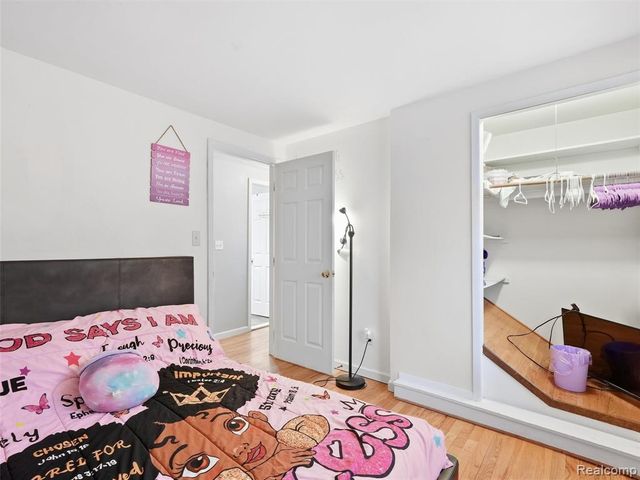 1890 21st Street, Wyandotte, MI 48192