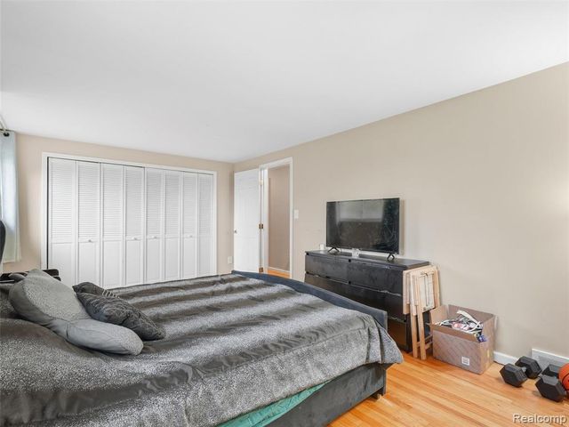 1890 21st Street, Wyandotte, MI 48192