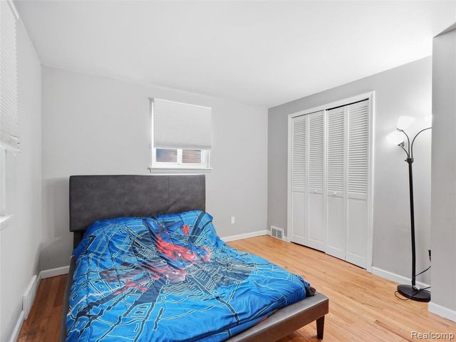 1890 21st Street, Wyandotte, MI 48192