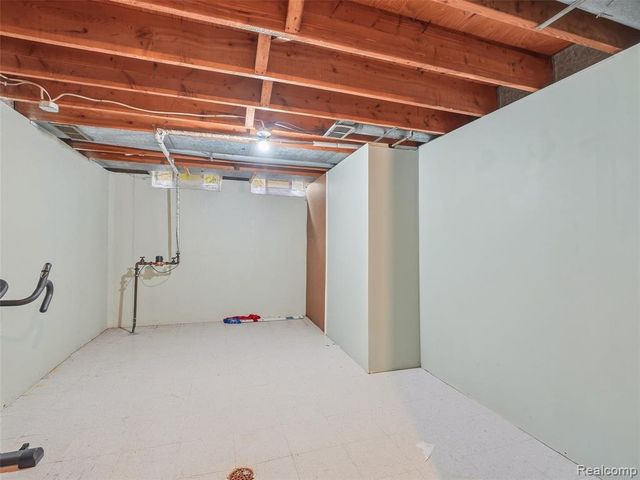 1890 21st Street, Wyandotte, MI 48192