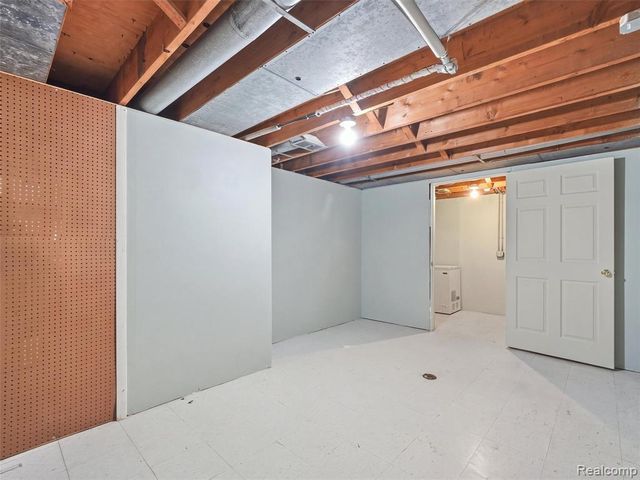 1890 21st Street, Wyandotte, MI 48192