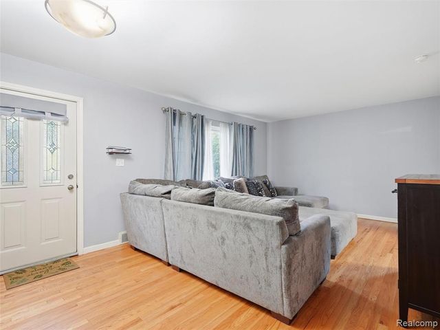 1890 21st Street, Wyandotte, MI 48192
