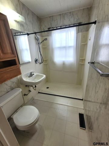 2306 Jackson Street, Bellevue, NE 68005
