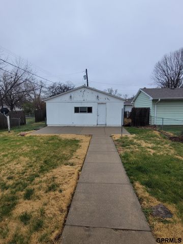 2306 Jackson Street, Bellevue, NE 68005