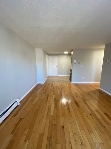 15 Staples Ave 45, Everett, MA 02149