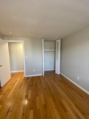 15 Staples Ave 45, Everett, MA 02149