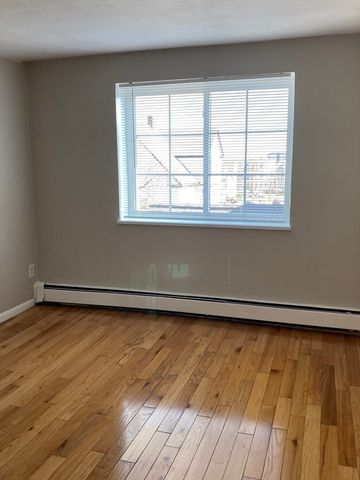 15 Staples Ave 45, Everett, MA 02149