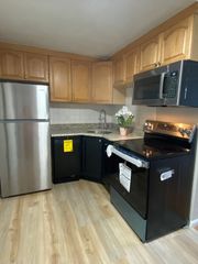 15 Staples Ave 45, Everett, MA 02149