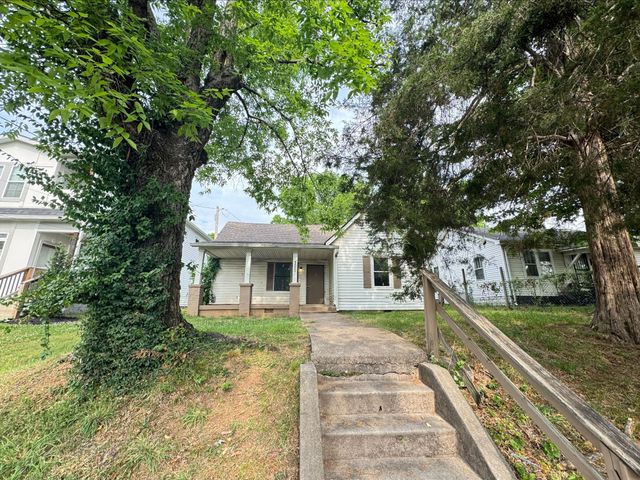 1220 Stockell St, Nashville, TN 37207