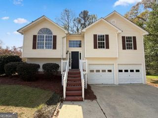 65 Ridgefield Drive, Douglasville, GA 30134