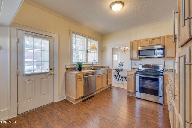 631 Taylor Street, Bristol, TN 37620