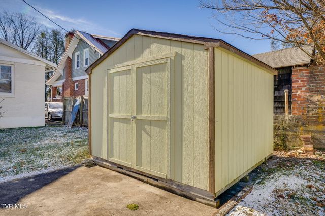 631 Taylor Street, Bristol, TN 37620