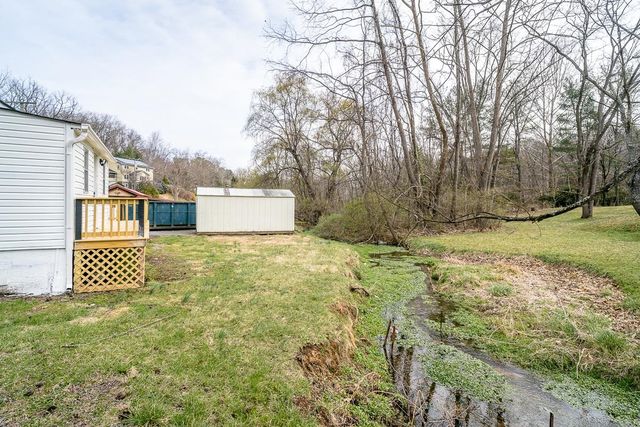 537 STRAITH ST, Staunton, VA 24401