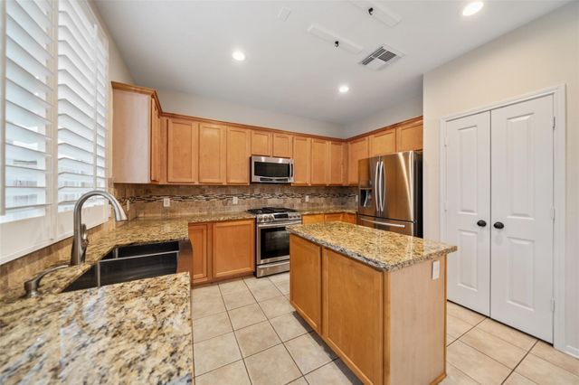 162 W Sundance Circle, Spring, TX 77382