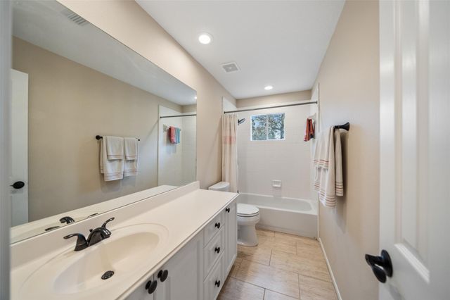 162 W Sundance Circle, Spring, TX 77382