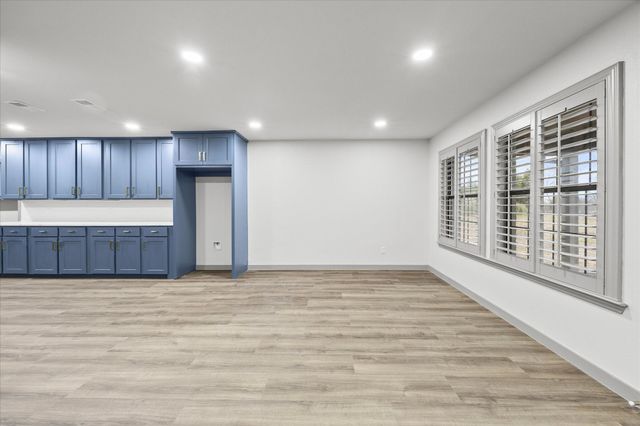 8 Harker Circle, Rockwall, TX 75087