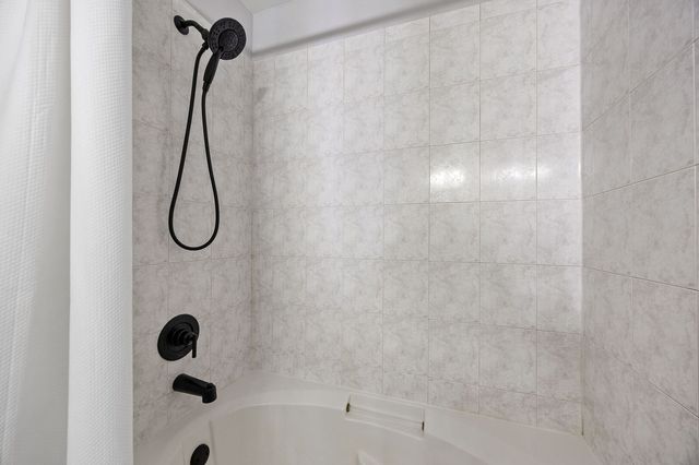 1103 LONGWOOD Drive, Lisle, IL 60532