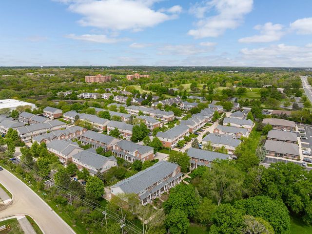 1103 LONGWOOD Drive, Lisle, IL 60532