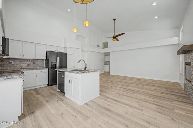 1220 E BRIARWOOD Terrace, Phoenix, AZ 85048