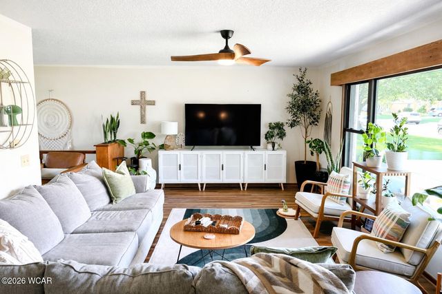 309 Cole Drive, Wapakoneta, OH 45895