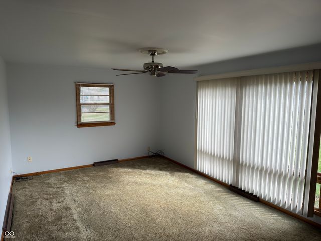 42 S Ross Street, Columbus, IN 47201