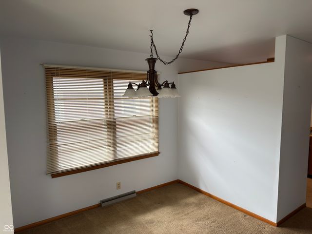 42 S Ross Street, Columbus, IN 47201