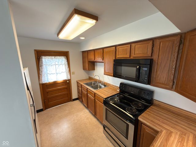 42 S Ross Street, Columbus, IN 47201