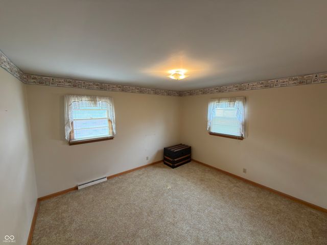 42 S Ross Street, Columbus, IN 47201