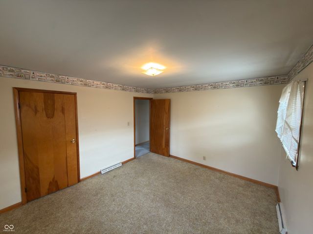 42 S Ross Street, Columbus, IN 47201