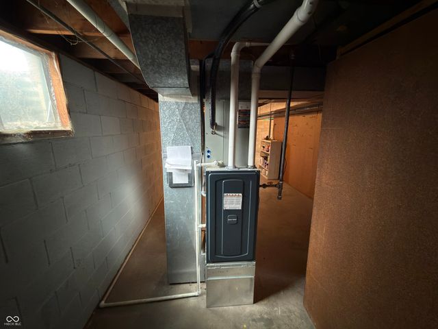 42 S Ross Street, Columbus, IN 47201