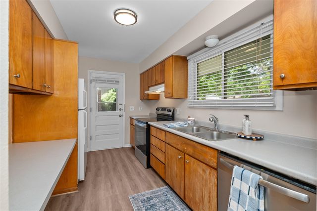 1025 Western Drive, Ann Arbor, MI 48103