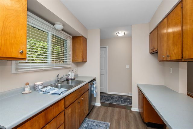1025 Western Drive, Ann Arbor, MI 48103
